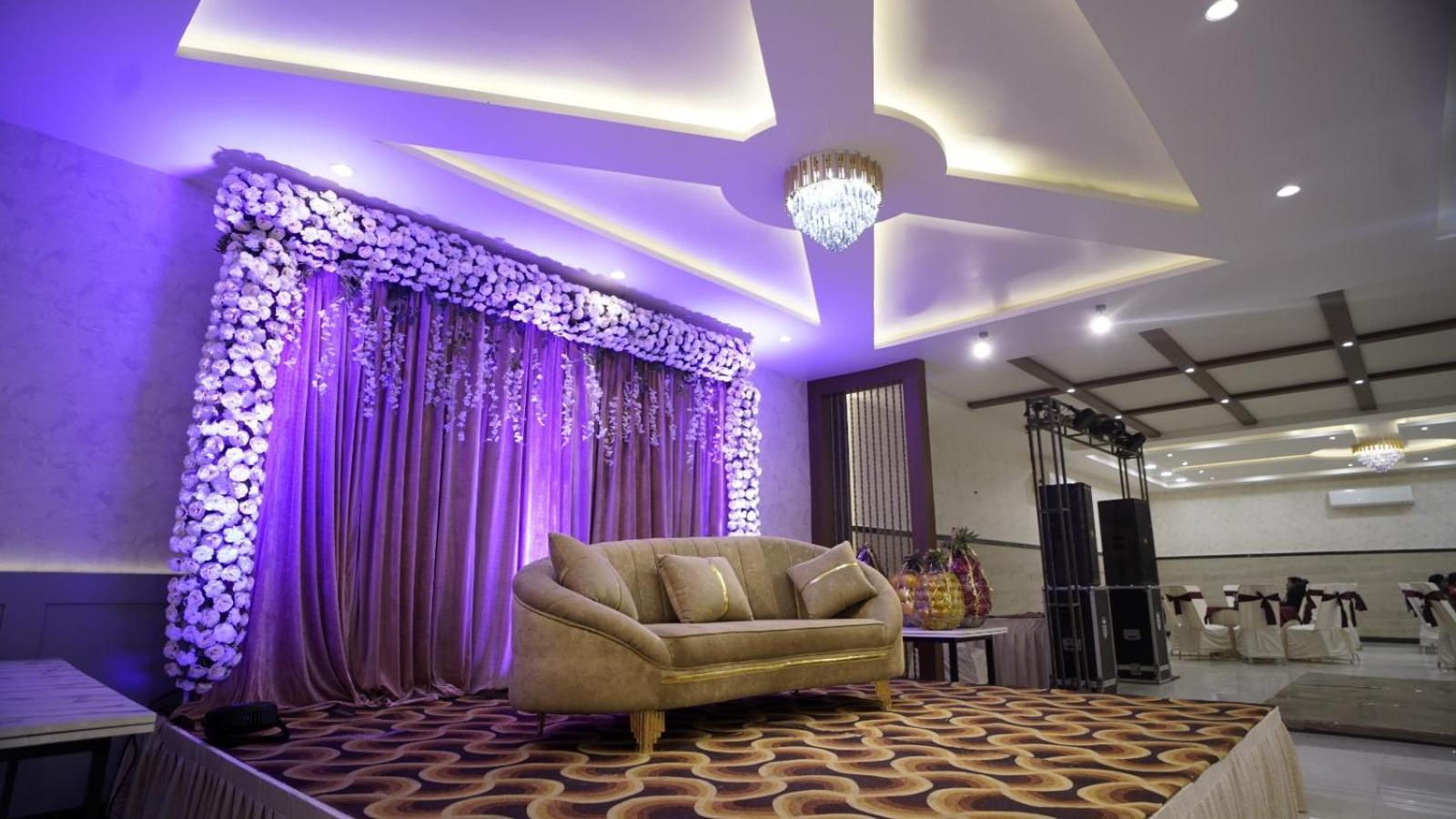 קאנפור The Imperial Hotel And Convention Centre מראה חיצוני תמונה