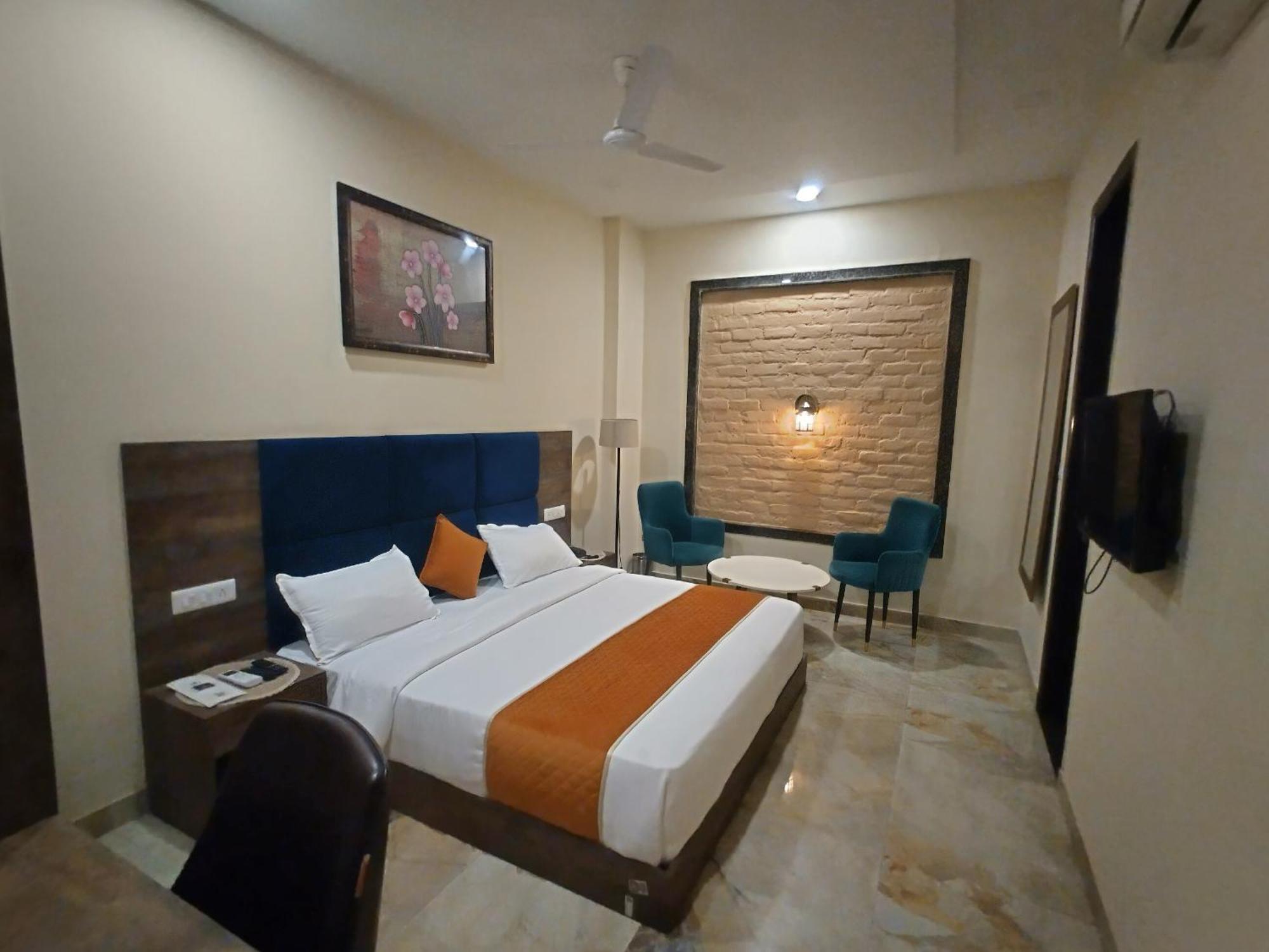 קאנפור The Imperial Hotel And Convention Centre מראה חיצוני תמונה