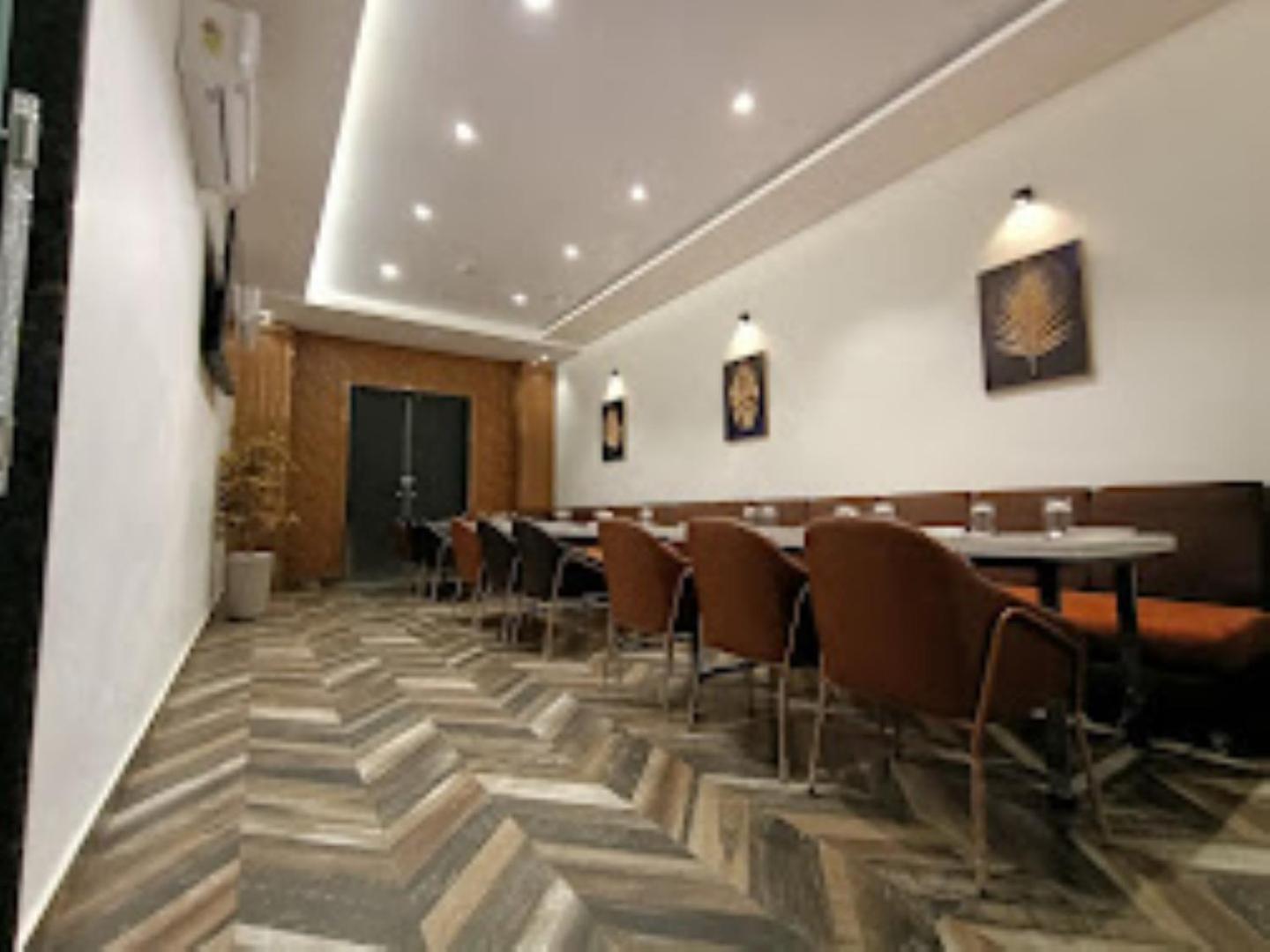 קאנפור The Imperial Hotel And Convention Centre מראה חיצוני תמונה
