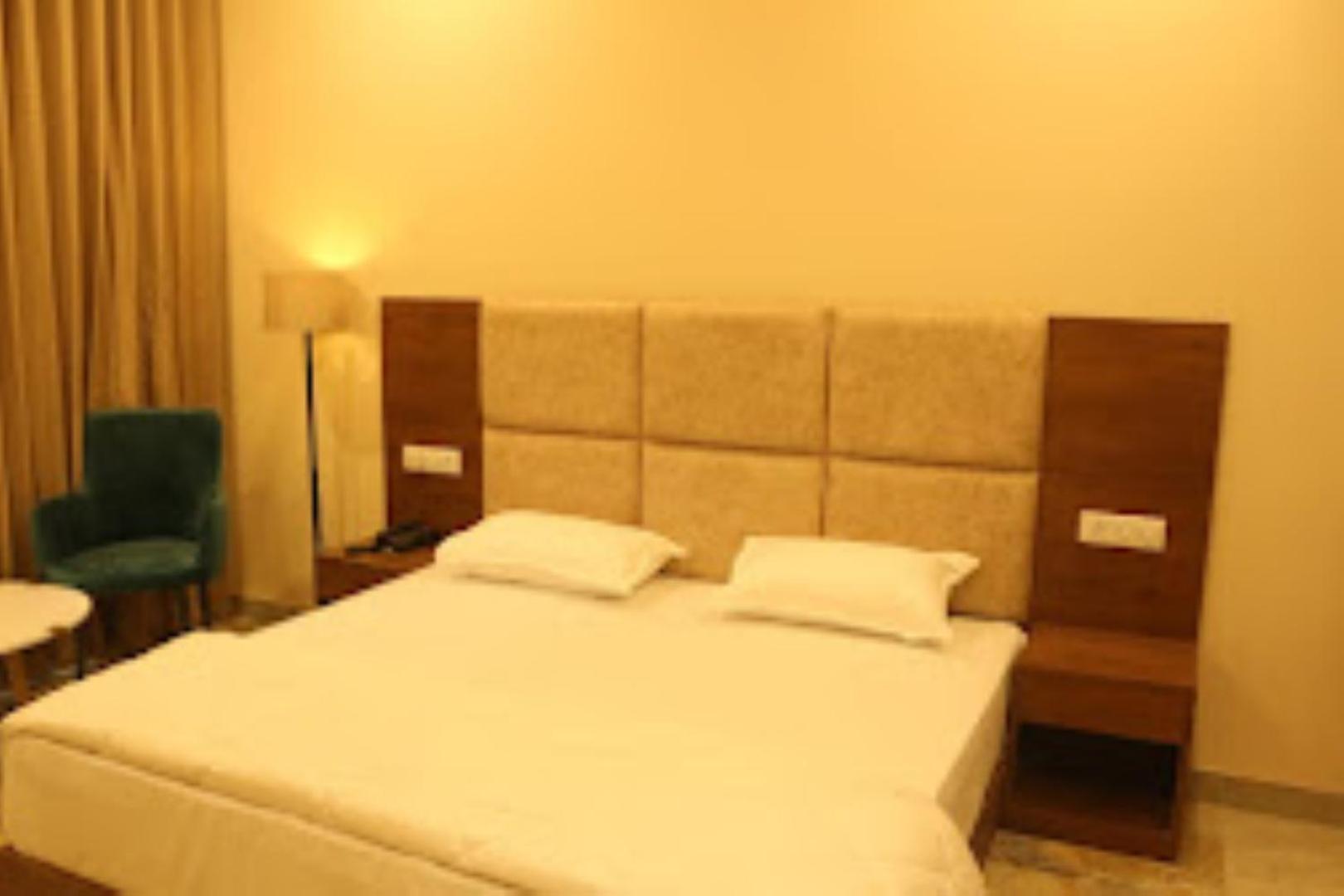 קאנפור The Imperial Hotel And Convention Centre מראה חיצוני תמונה